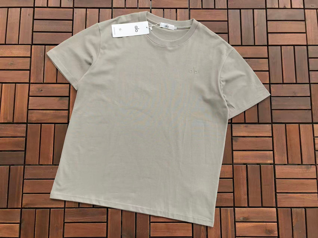 Alo Yoga T-Shirt