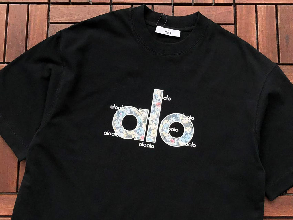 Alo Yoga T-Shirt