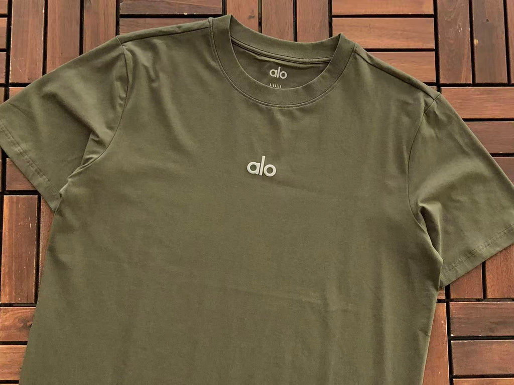 Alo Yoga T-Shirt