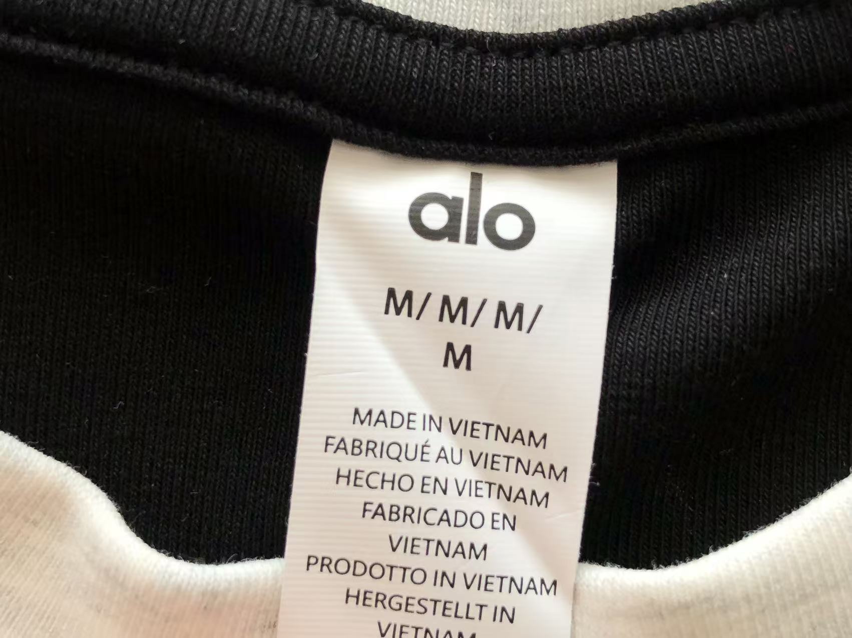 Alo Yoga Women's T-Shirt