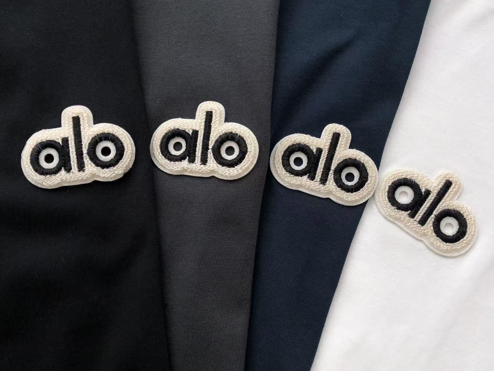 Alo Yoga T-Shirt