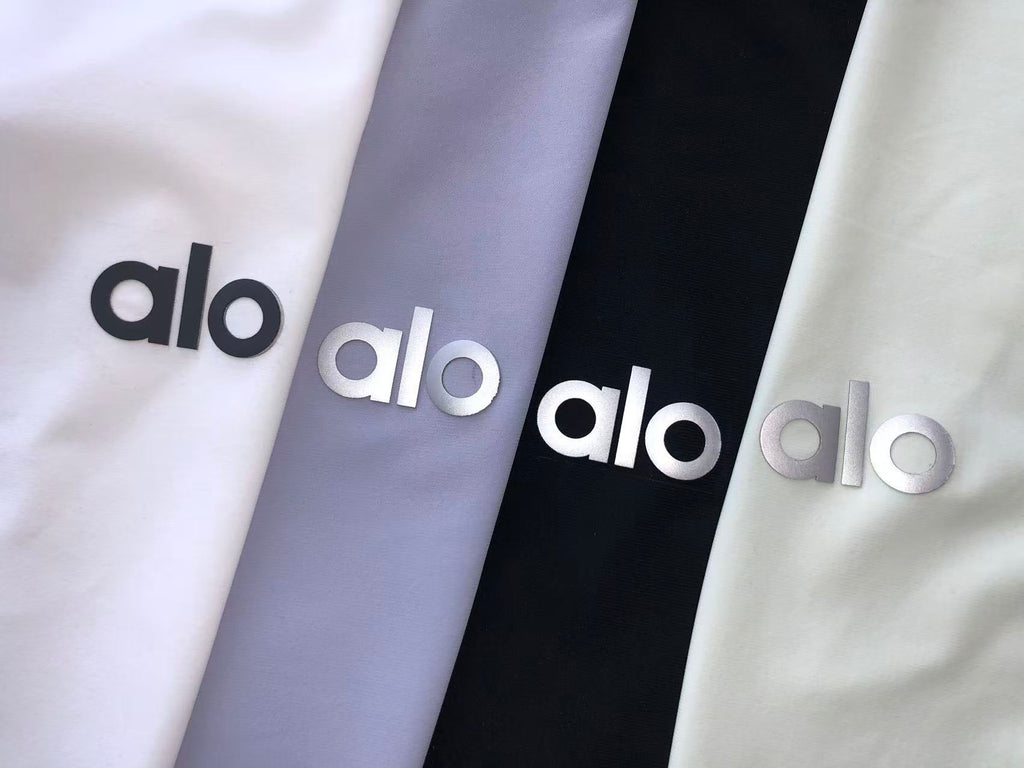 Alo Yoga Women's T-Shirt