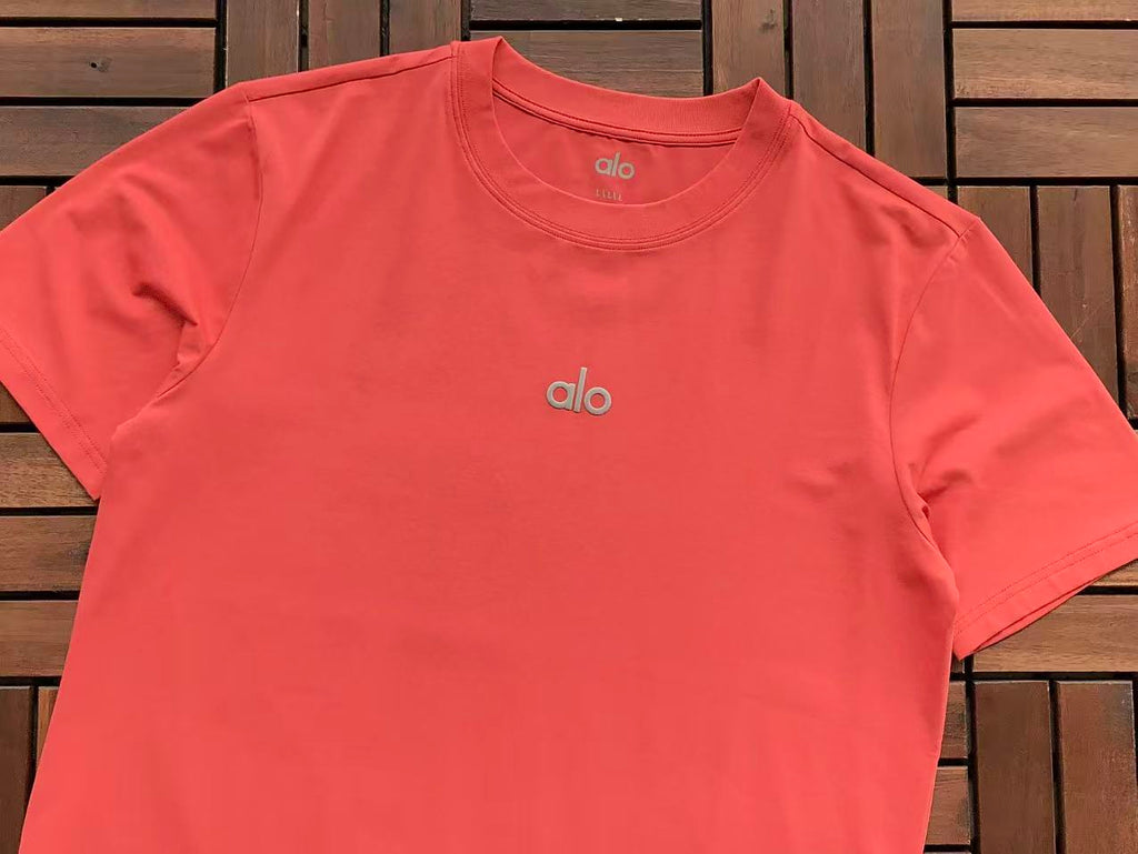 Alo Yoga T-Shirt