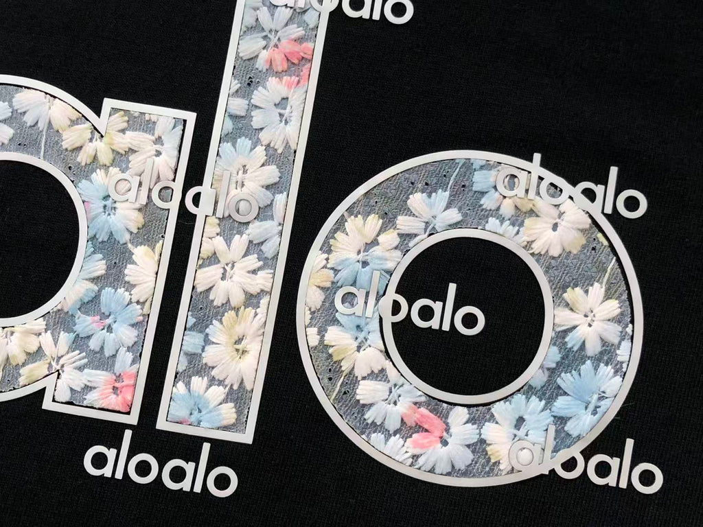 Alo Yoga T-Shirt