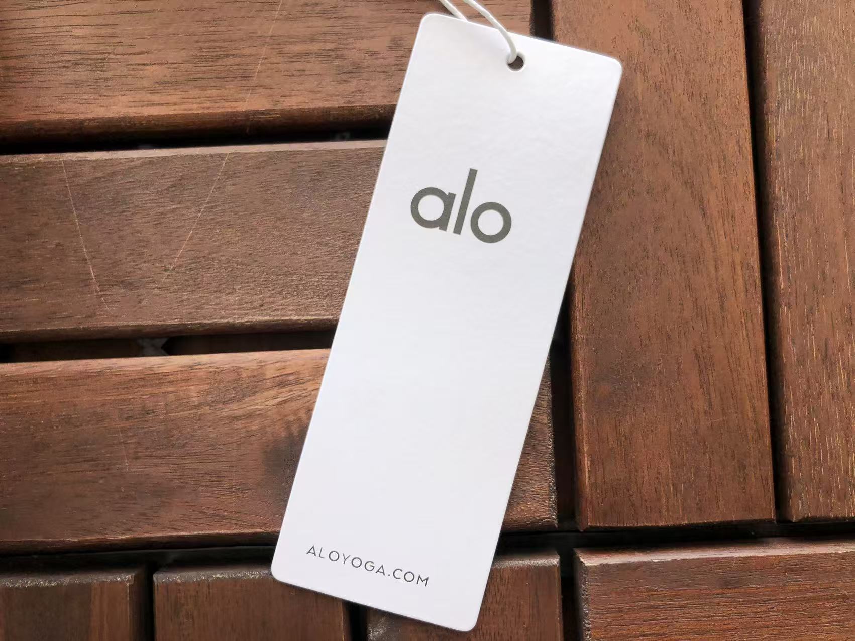 Alo Yoga Women's T-Shirt