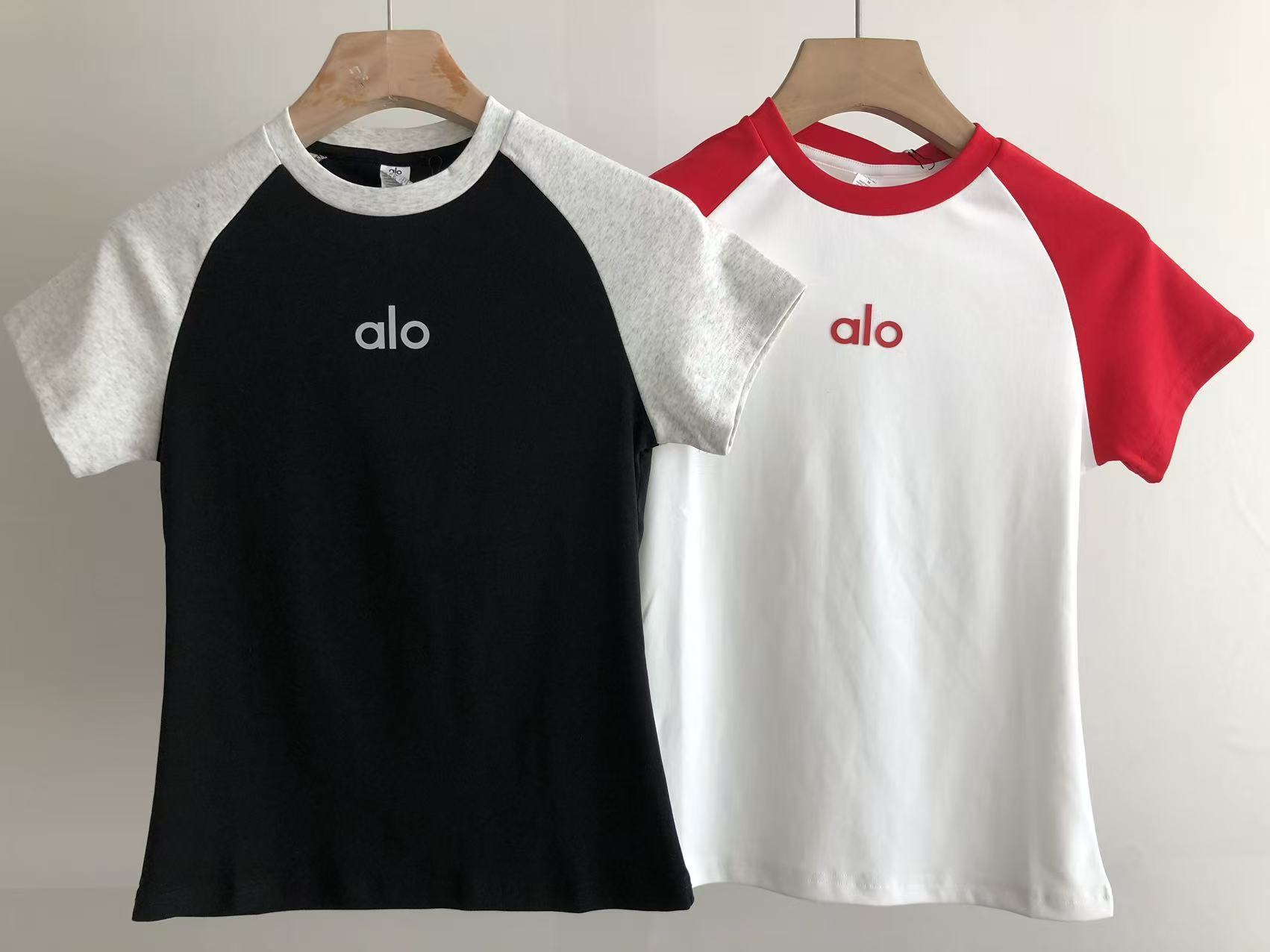 Alo Yoga Women's T-Shirt