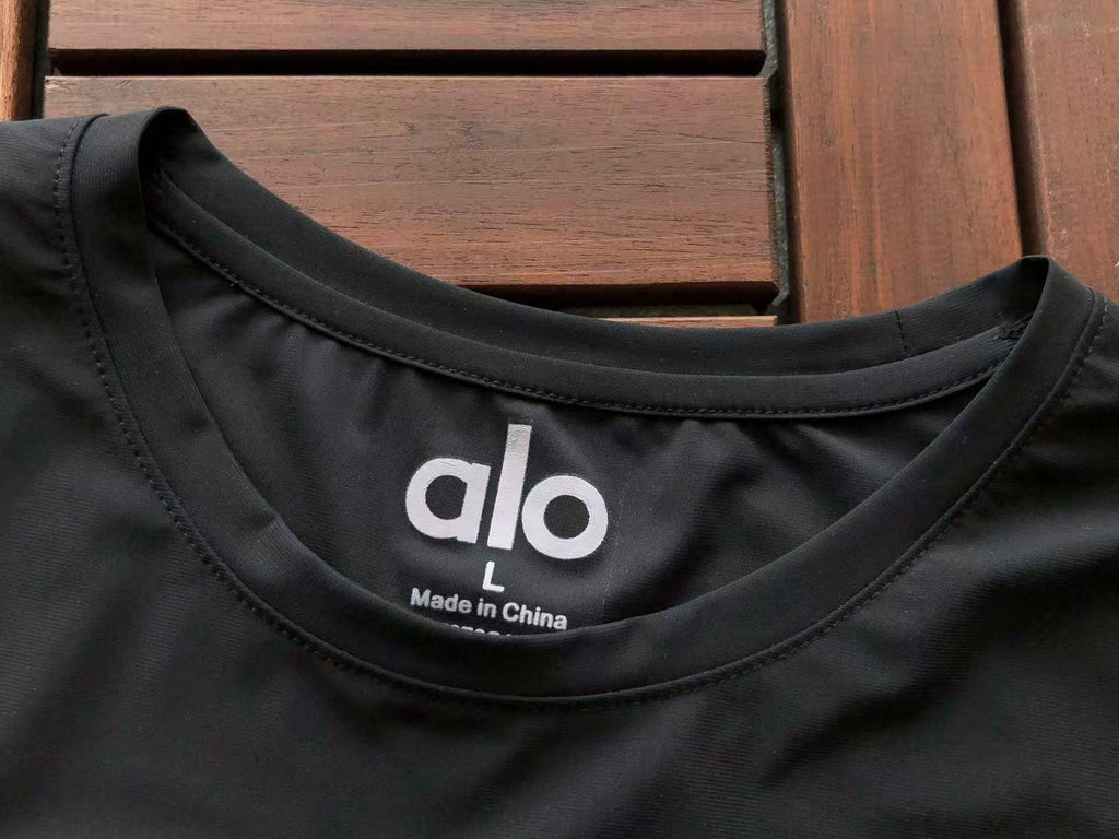 Alo Yoga Women's T-Shirt