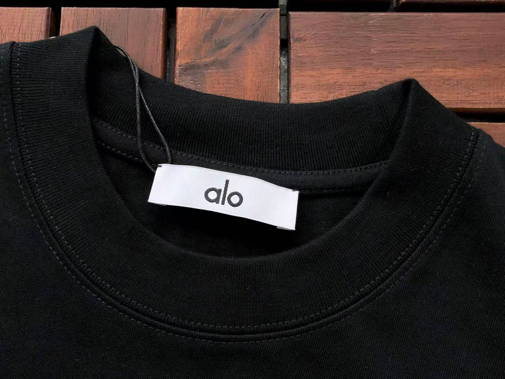 Alo Yoga T-Shirt