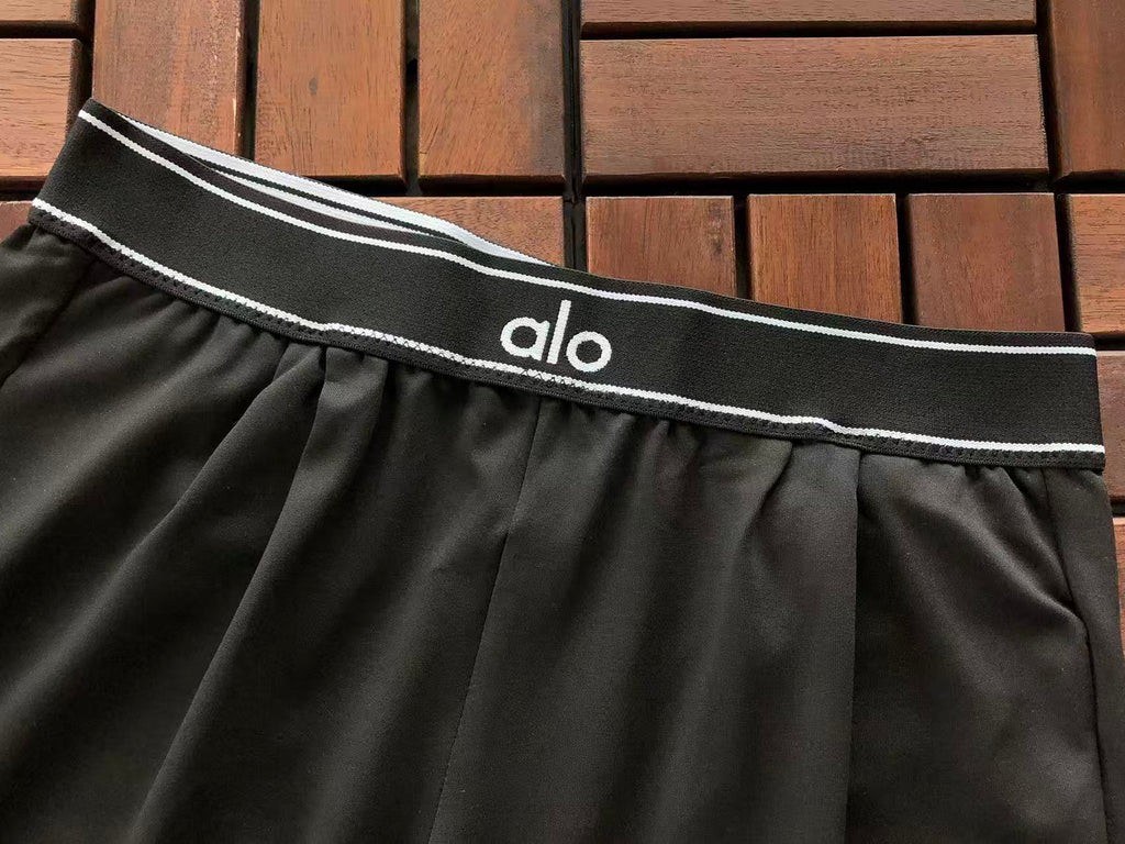 Alo Yoga Women's Yoga Set