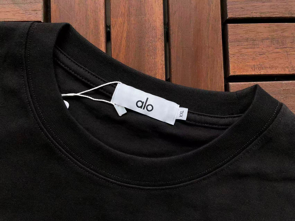 Alo Yoga T-Shirt