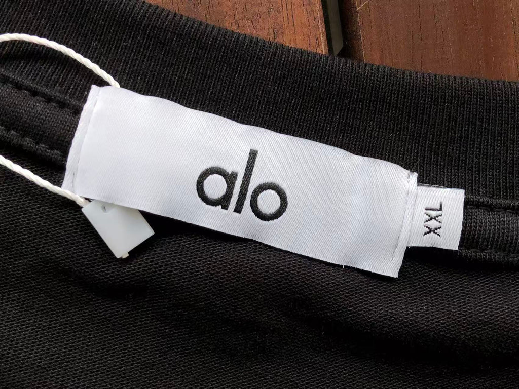 Alo Yoga T-Shirt