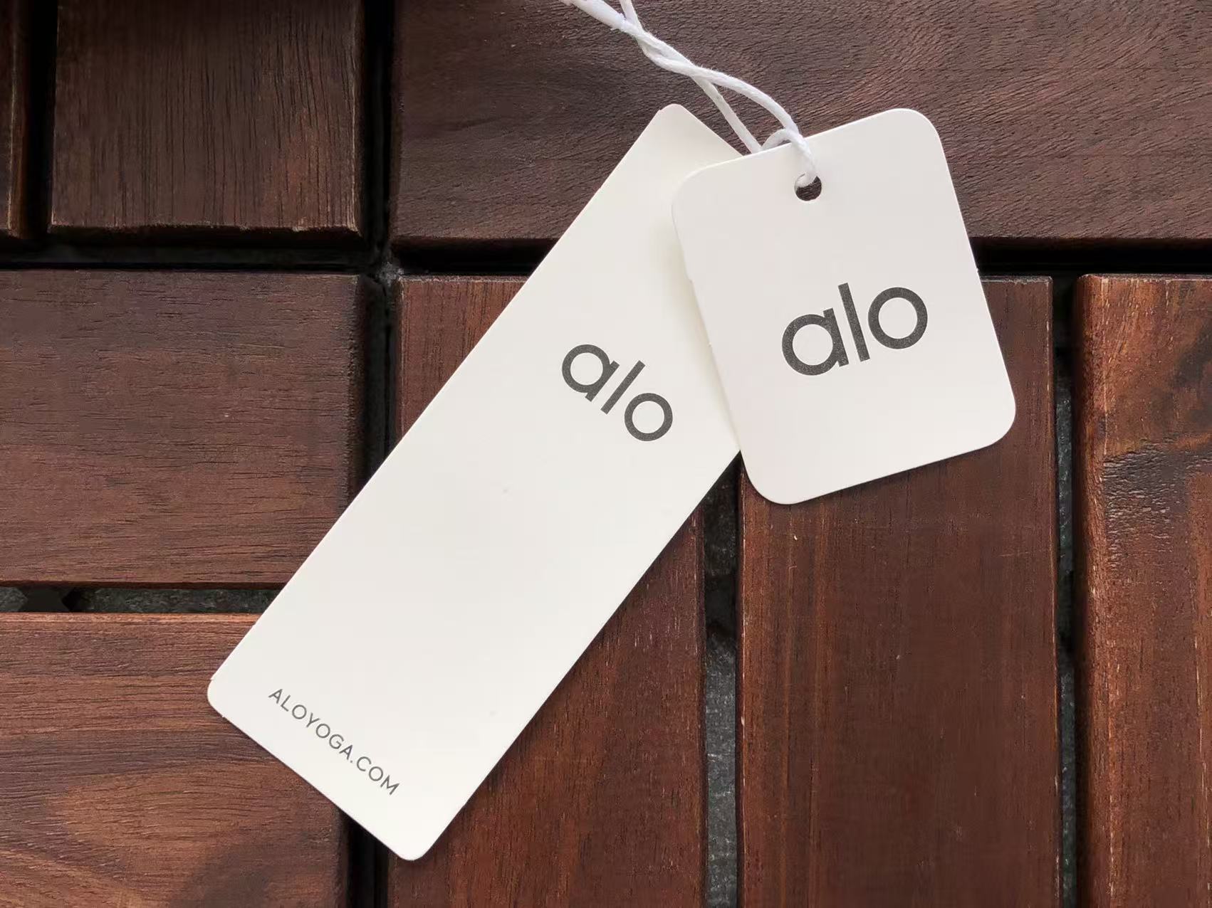 Alo Yoga T-Shirt