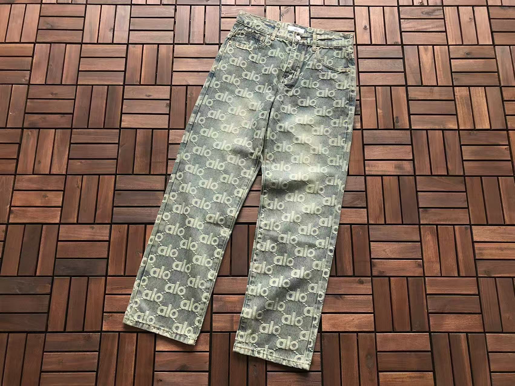 Alo Yoga Jacket & Pants Set