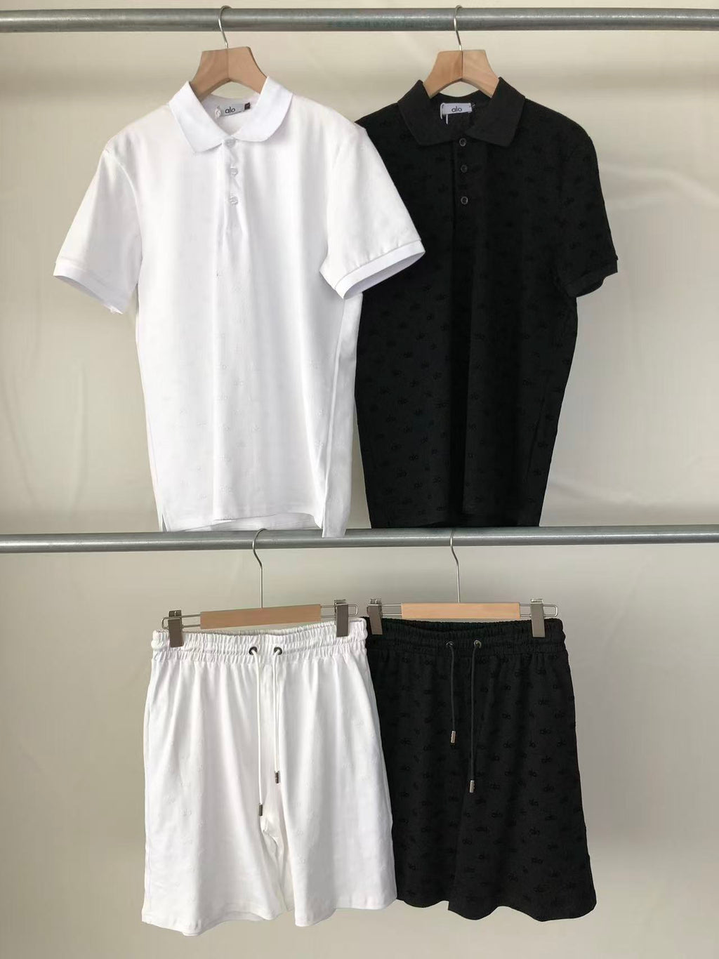 Alo Yoga Tee & Shorts Set