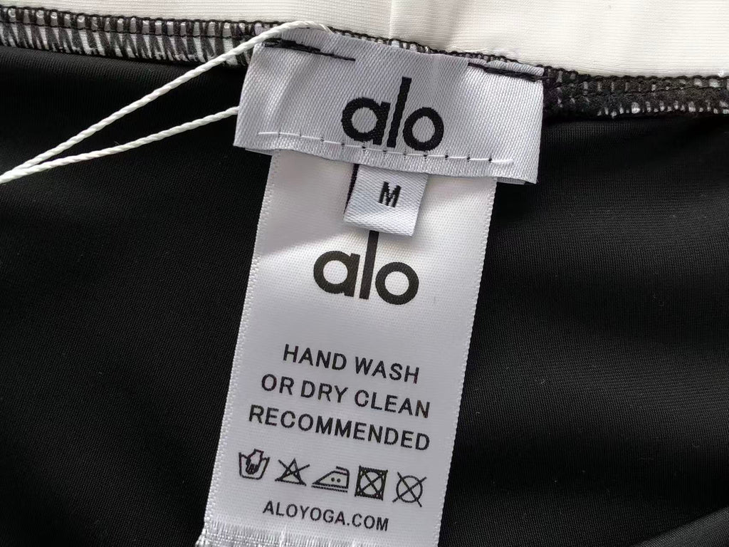Alo Yoga Women's Bra & Leggings Set