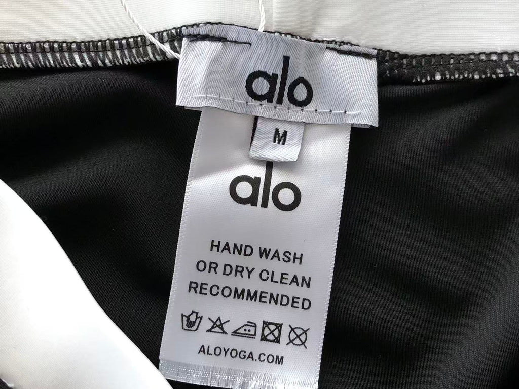 Alo Yoga Women's Bra & Leggings Set