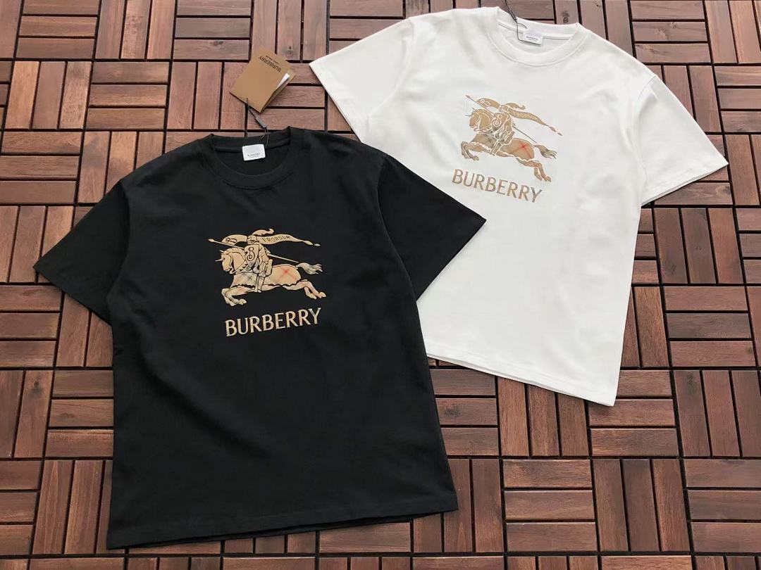 Burberry T-SHIRT
