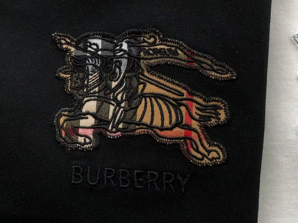 Burberry T-SHIRT