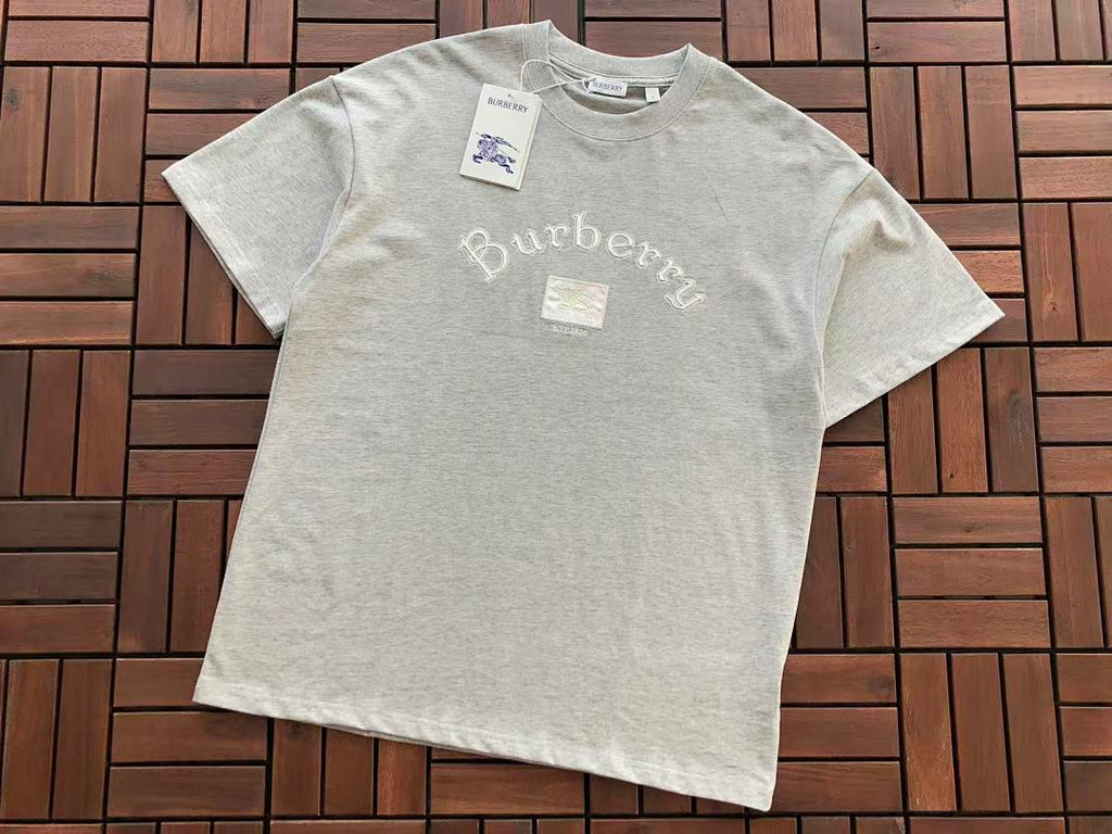 Burberry T-SHIRT