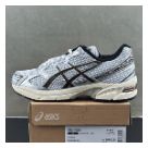 ASICS Product 115