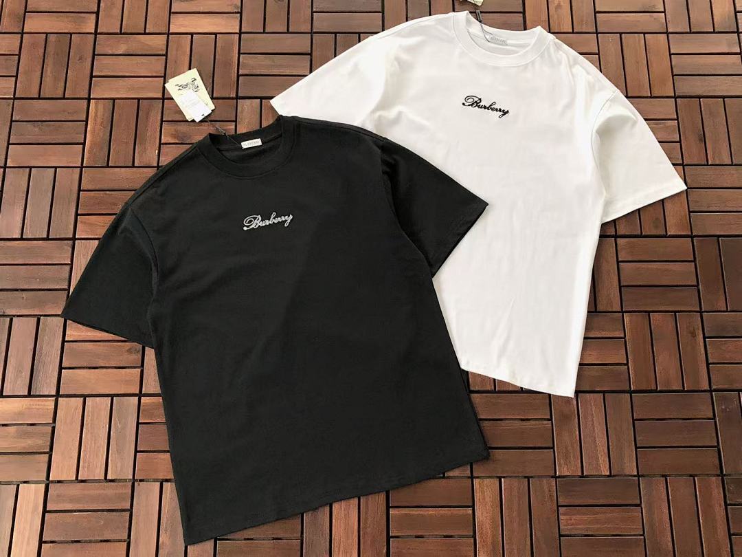 Burberry T-Shirt