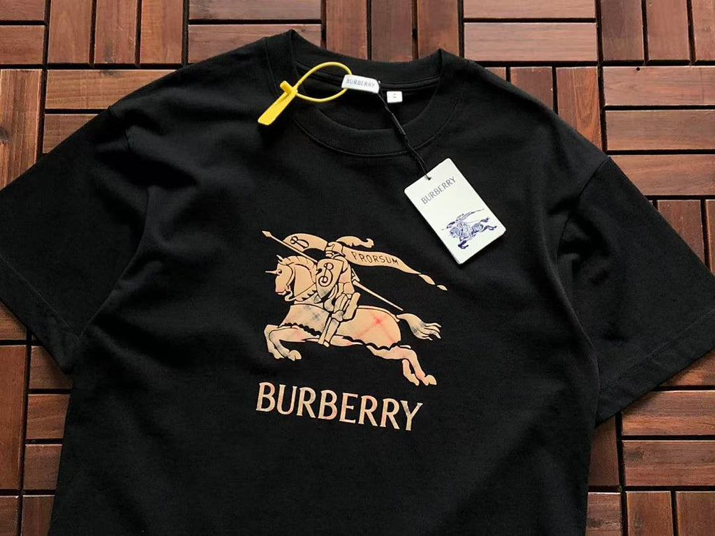 Burberry T-SHIRT