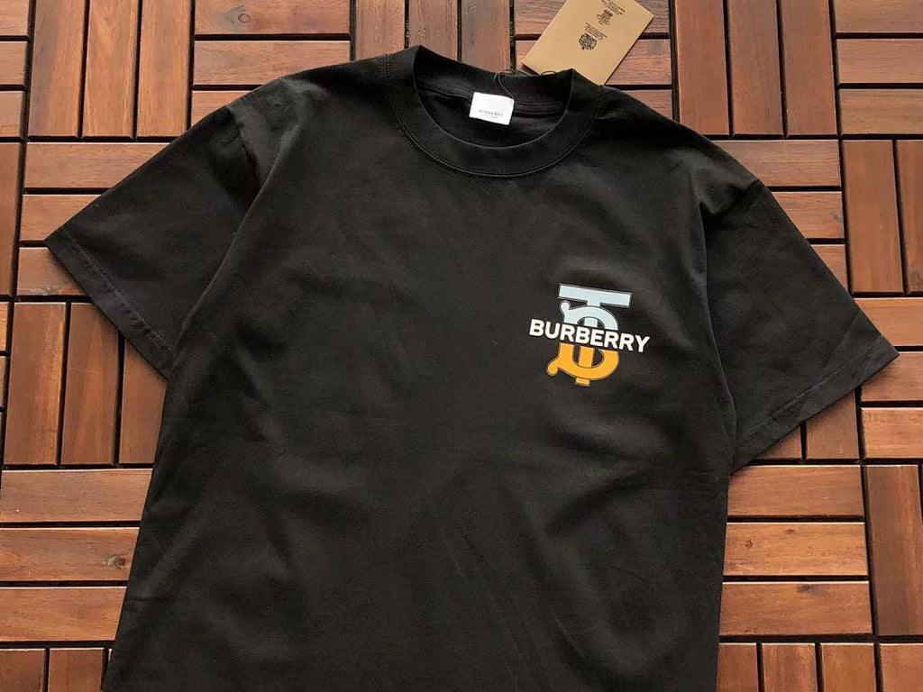 Burberry T-SHIRT
