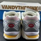 ASICS Product 39
