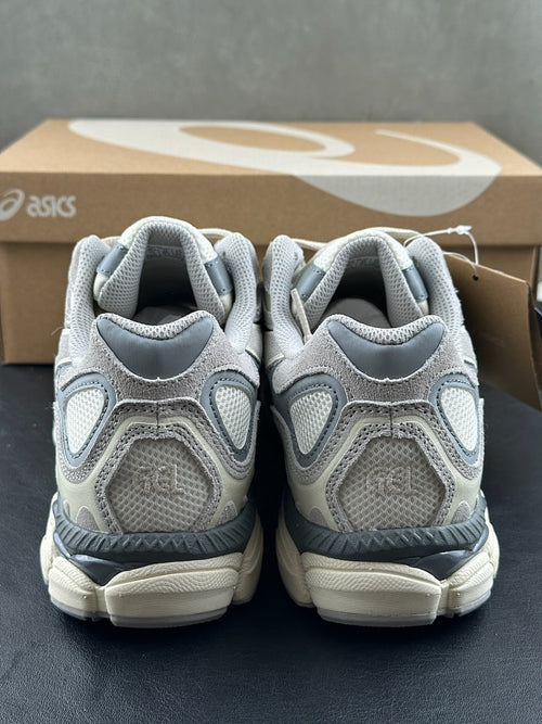 ASICS GEL-NYC v2