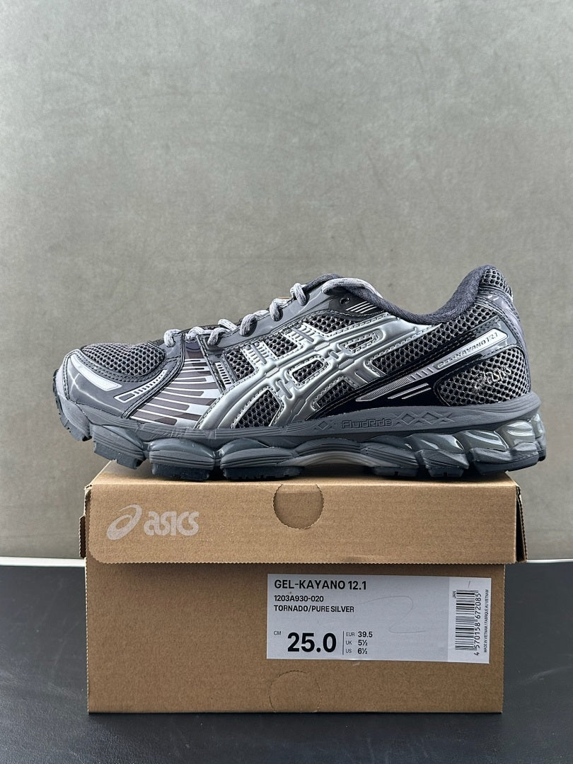 ASICS GEL-Kayano 12.1