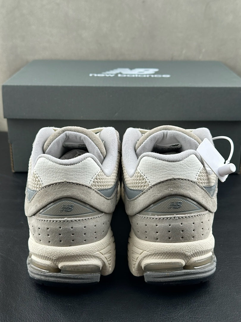 New Balance NB 2002 U2002RRD