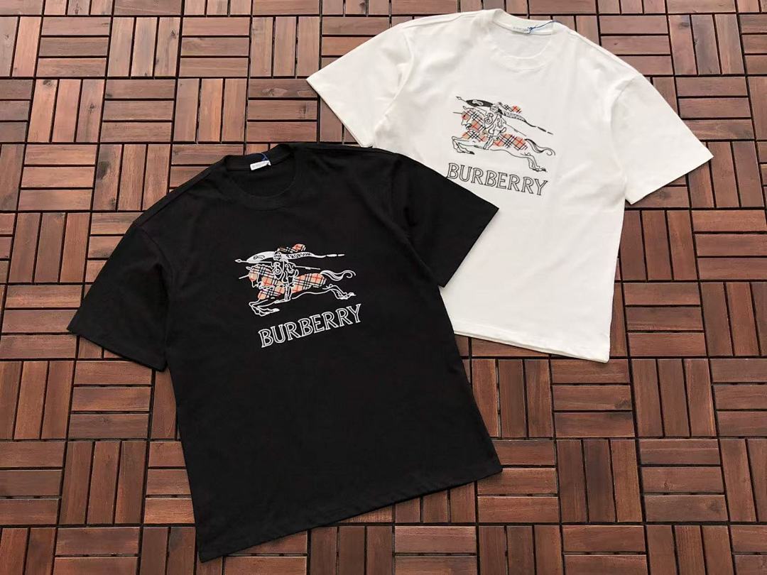 Burberry T-Shirt