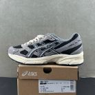 ASICS Product 107