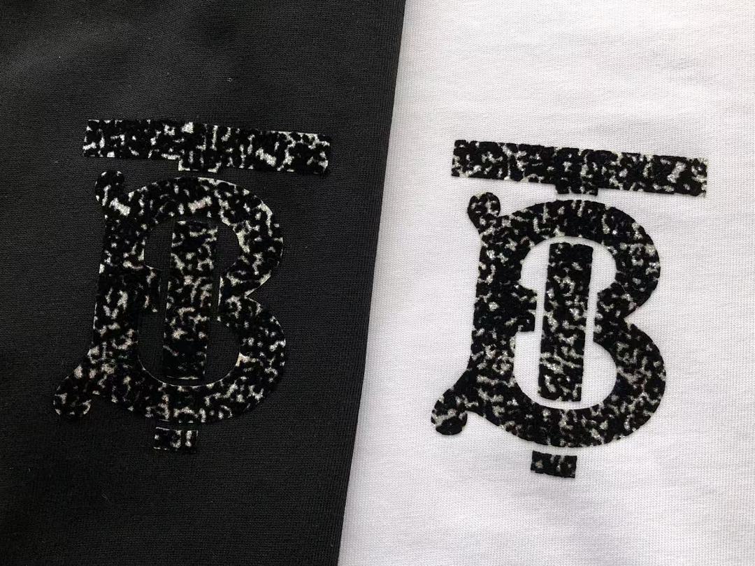 Burberry T-SHIRT