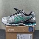 ASICS Product 82