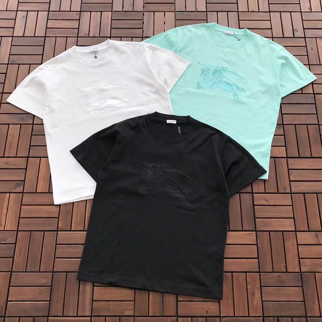 Burberry T-SHIRT