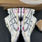 ASICS Product 143