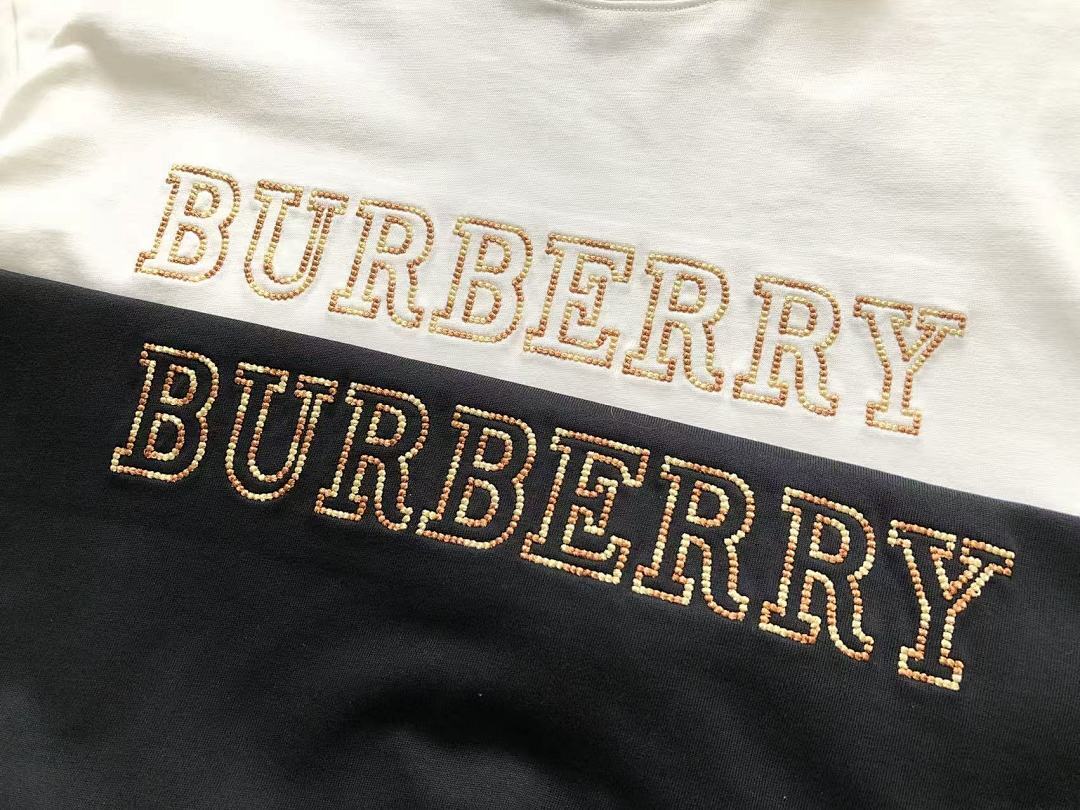 Burberry T-SHIRT
