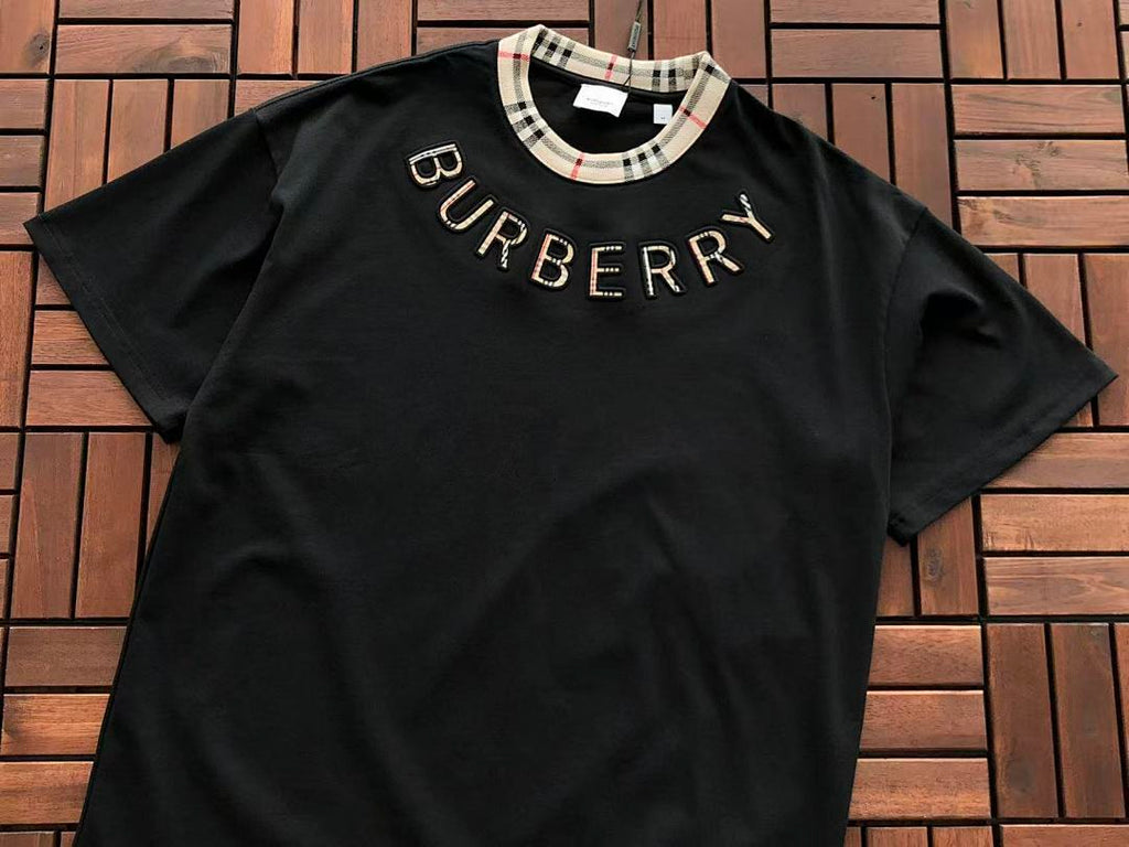 Burberry T-SHIRT