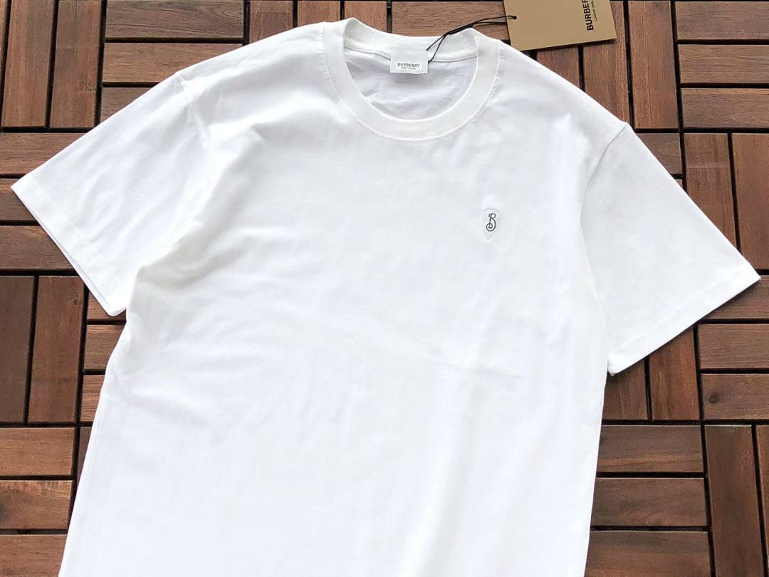 Burberry T-SHIRT