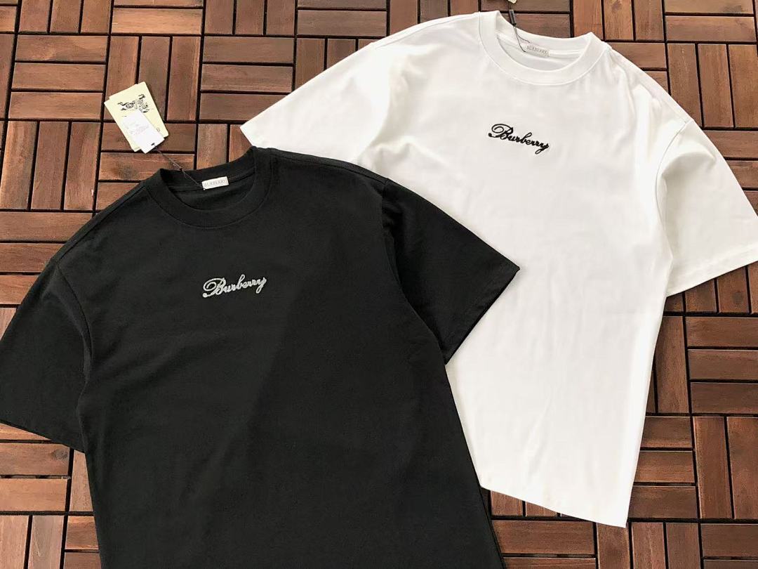 Burberry T-Shirt