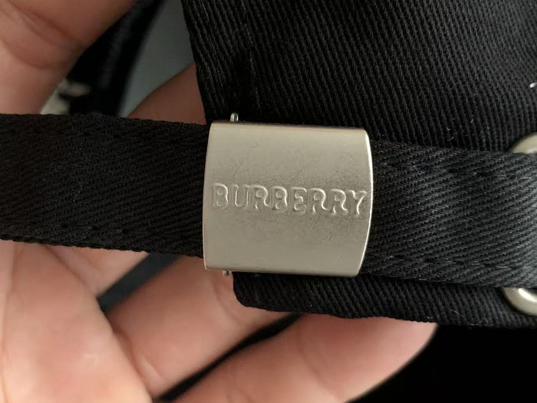 Burberry CAP