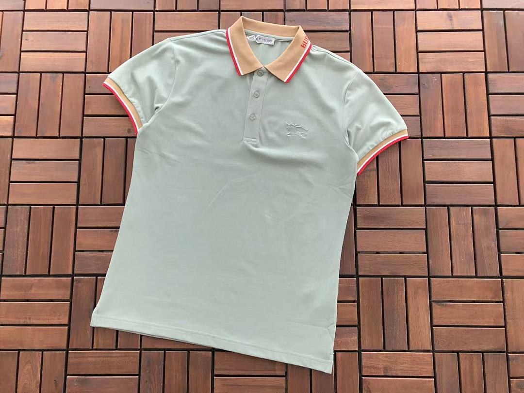 Burberry T-Shirt