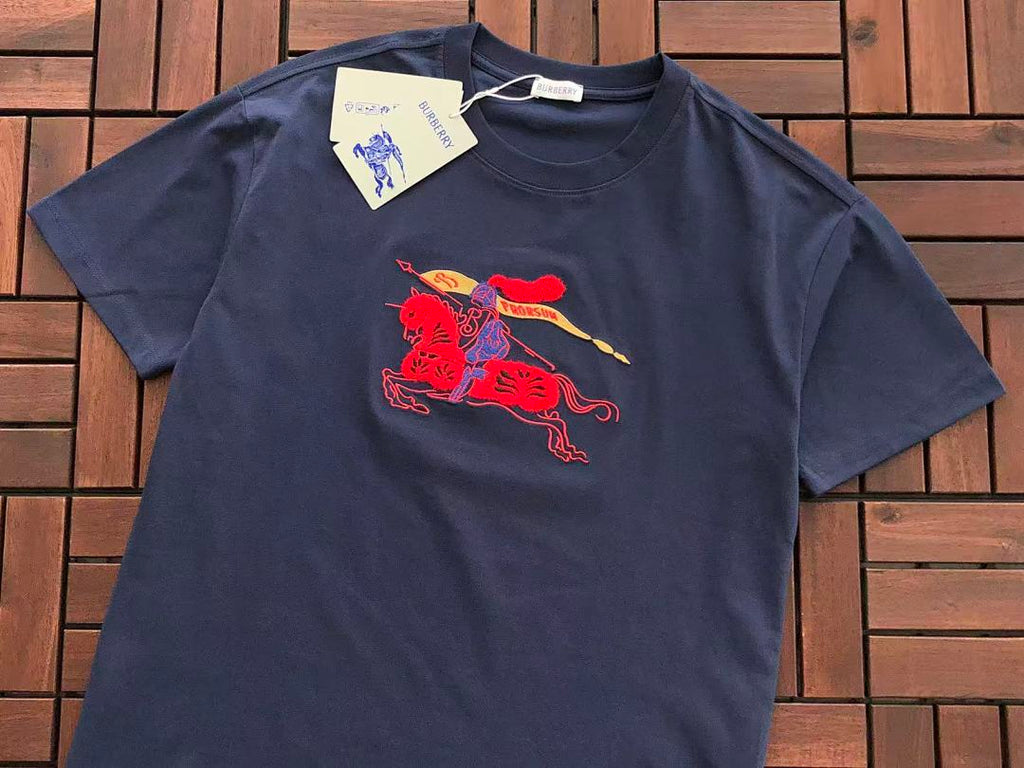 Burberry T-SHIRT