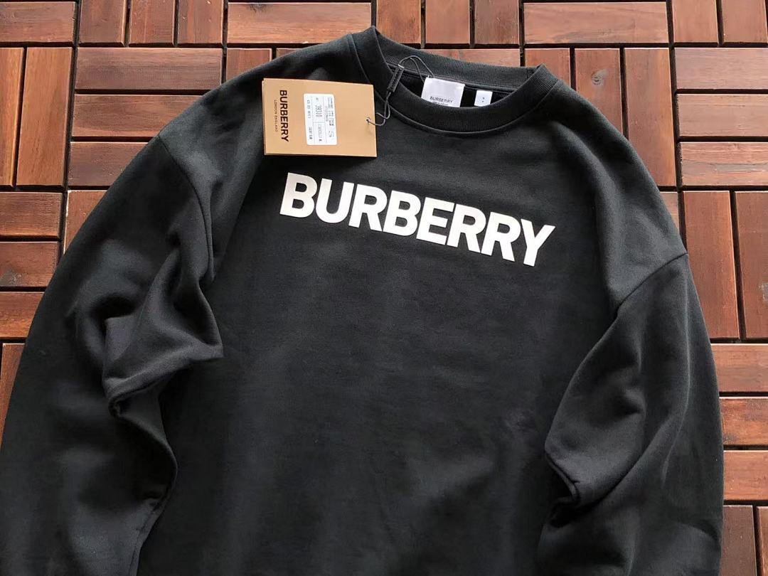 Burberry HOODIE