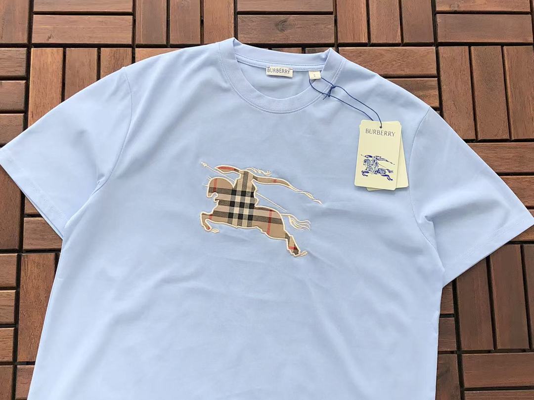 Burberry T-SHIRT