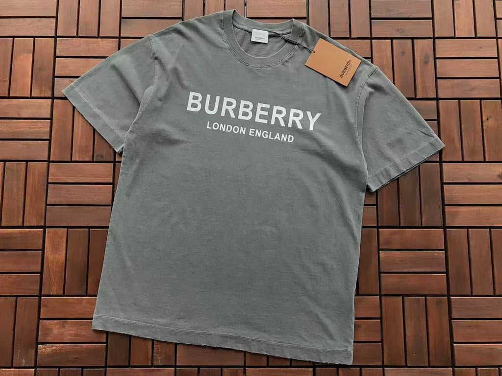 Burberry T-Shirt