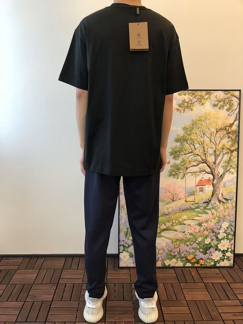 Burberry T-Shirt
