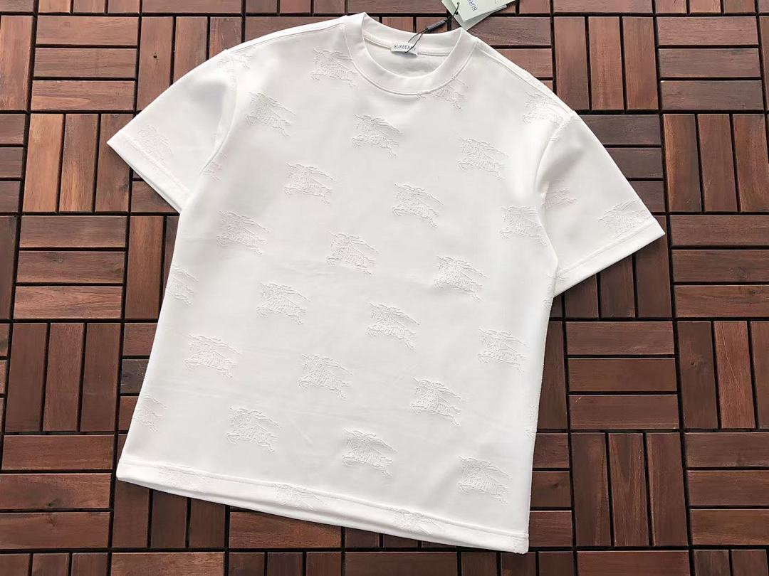 Burberry T-SHIRT