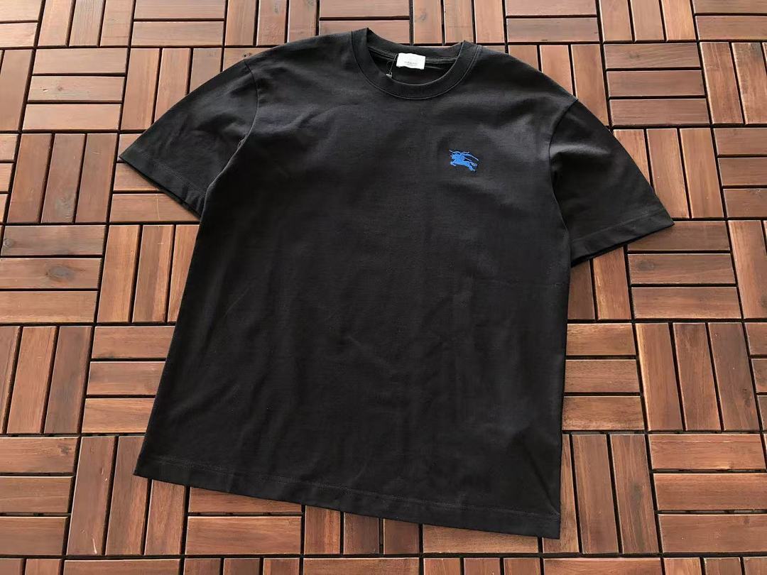 Burberry T-SHIRT